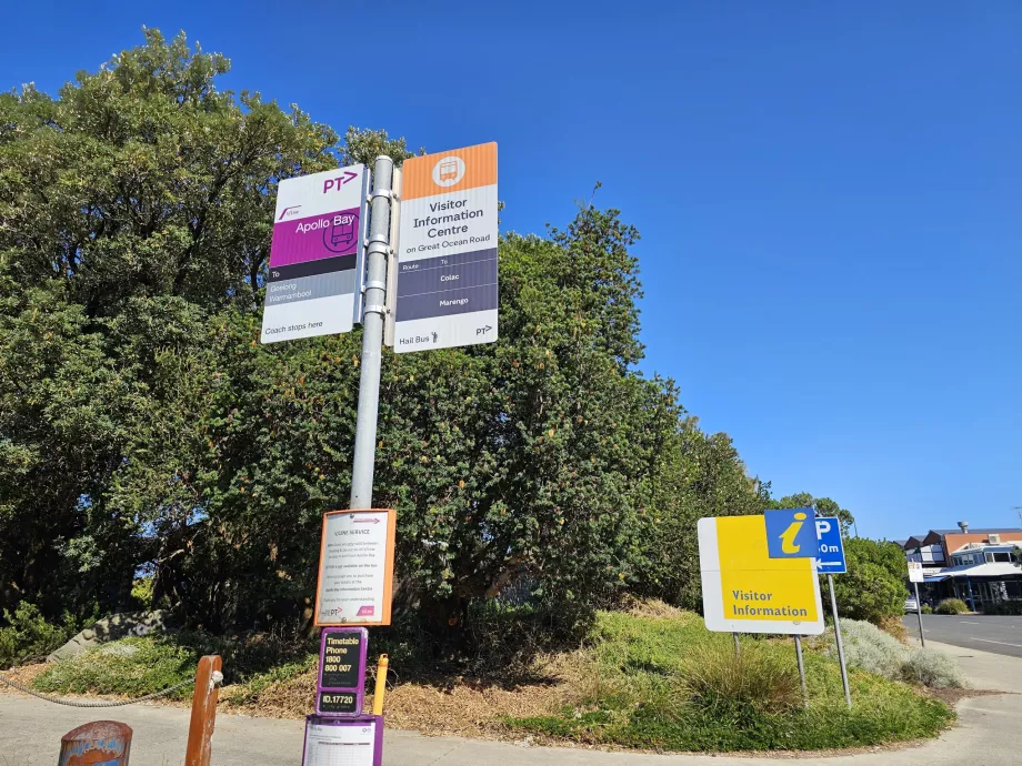 Автобусна спирка в Apollo Bay