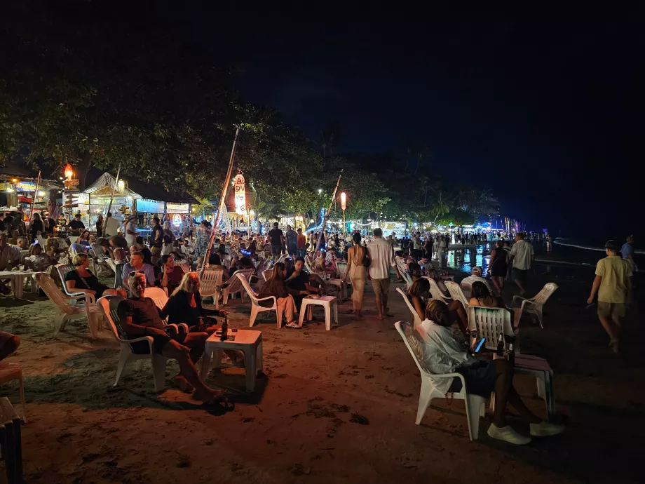 Плажен клуб ARK