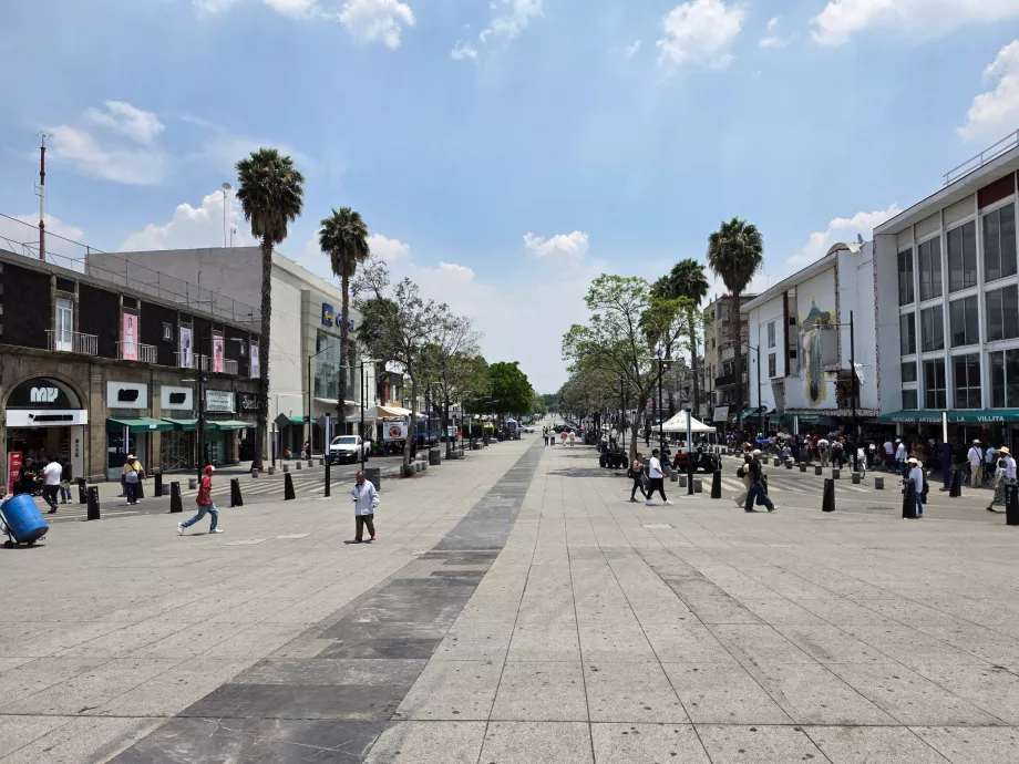 Пешеходна зона Calzada de Guadalupe
