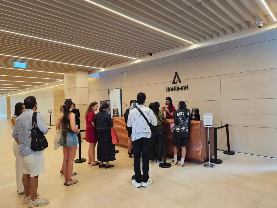 Akara Sky Hanuman - Рецепция в мазето