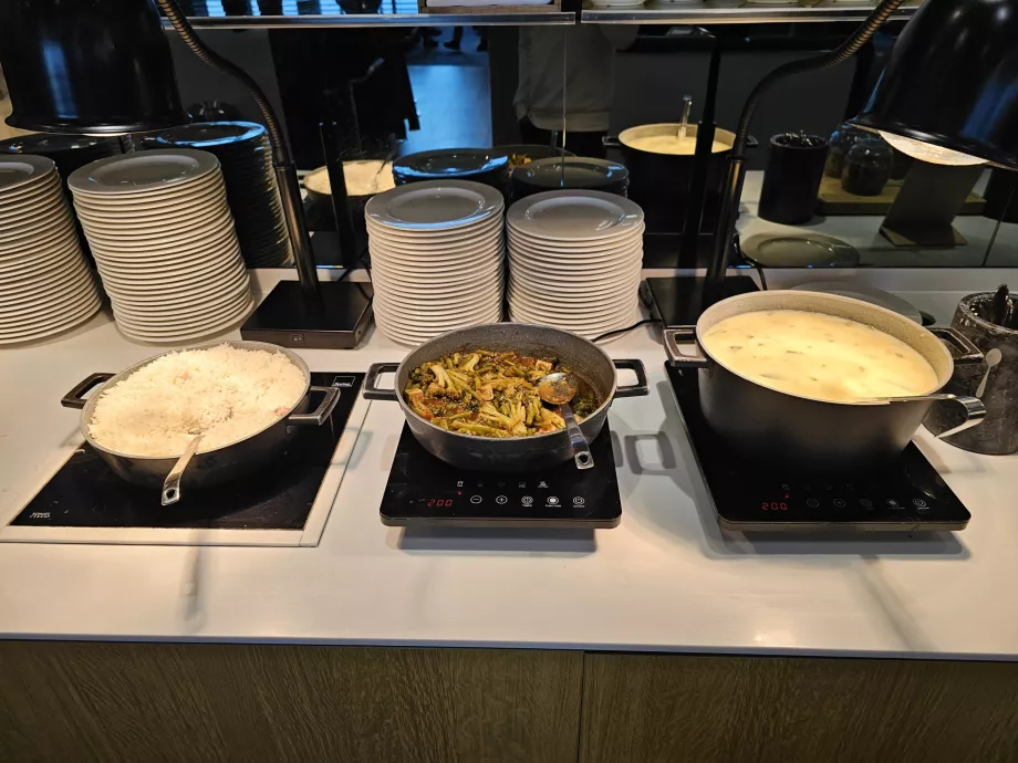 Оферта за топла храна