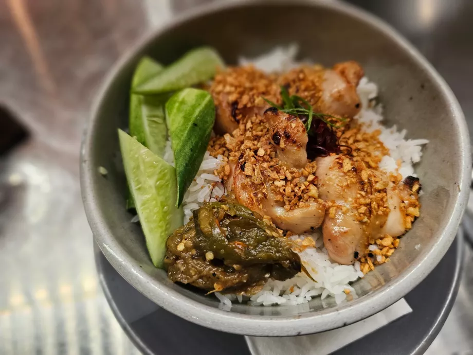 Aunglo - основно ястие