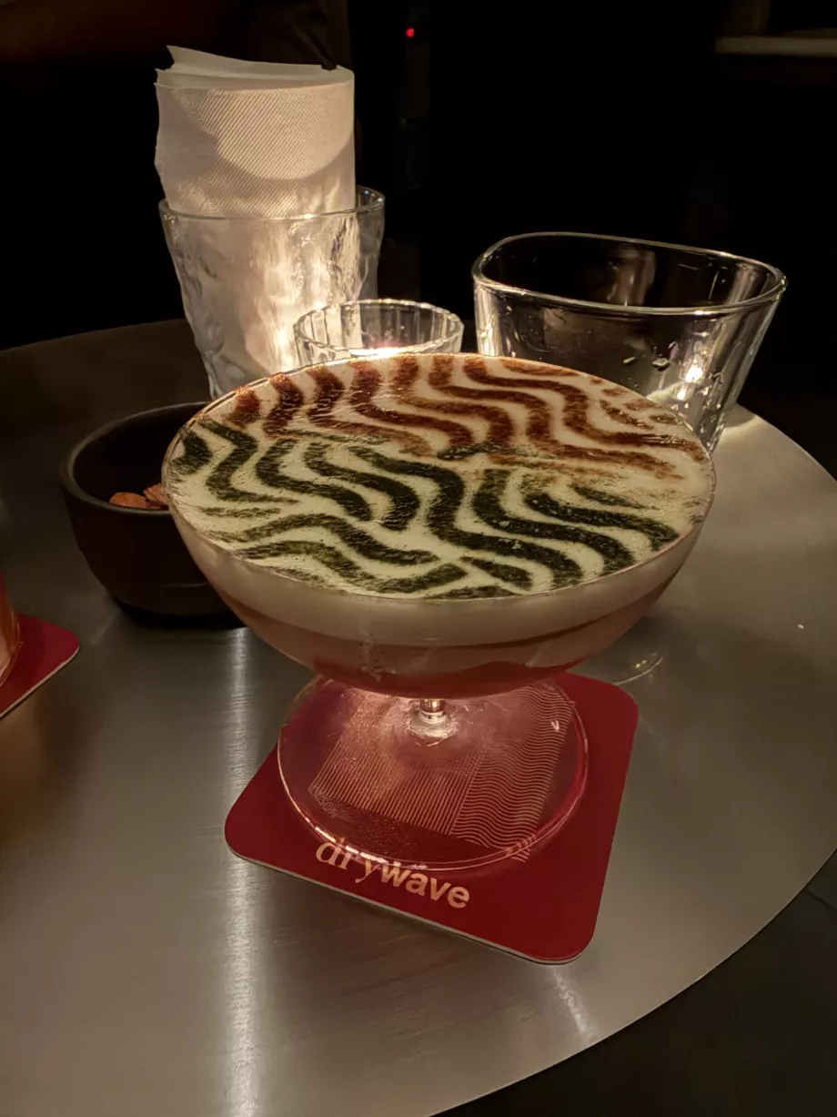 Студио за коктейли Dry Wave - нашите напитки