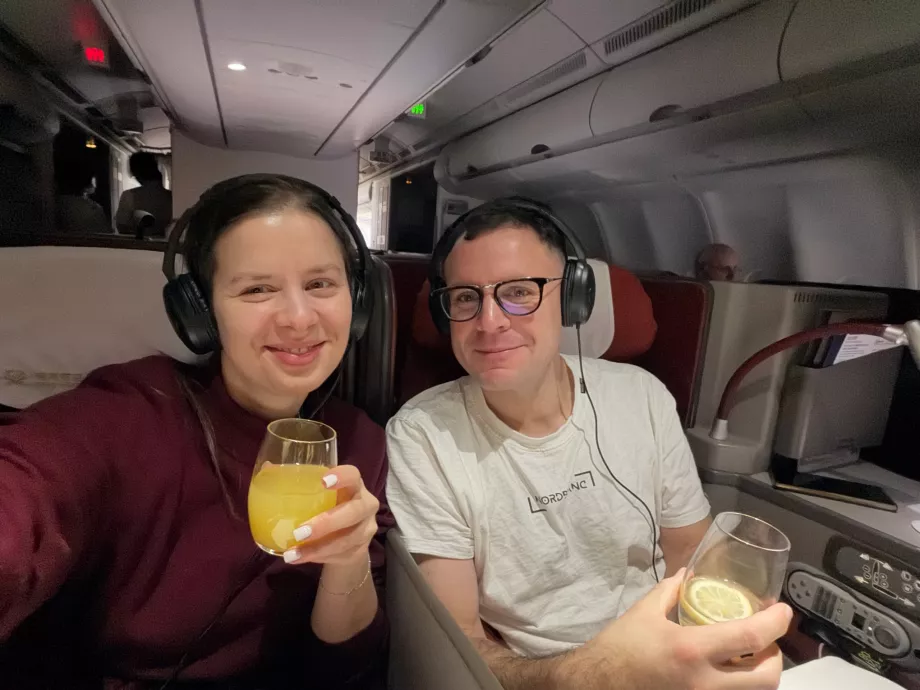 Ние на средните седалки