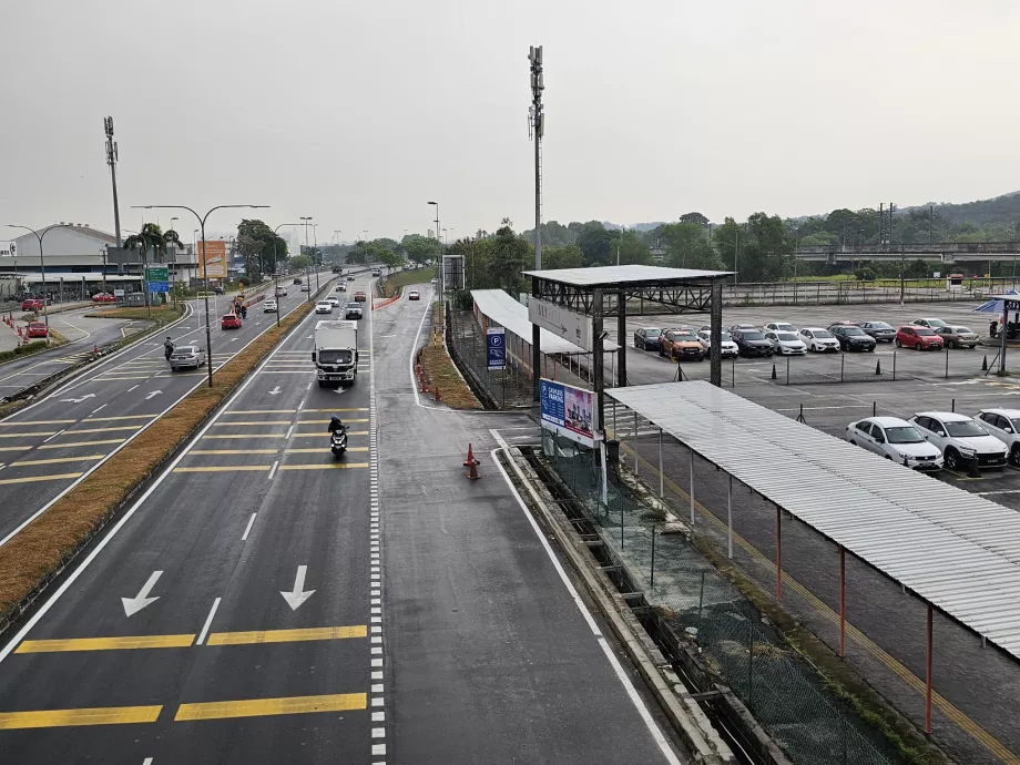 Посока на автобусната спирка KL Sentral