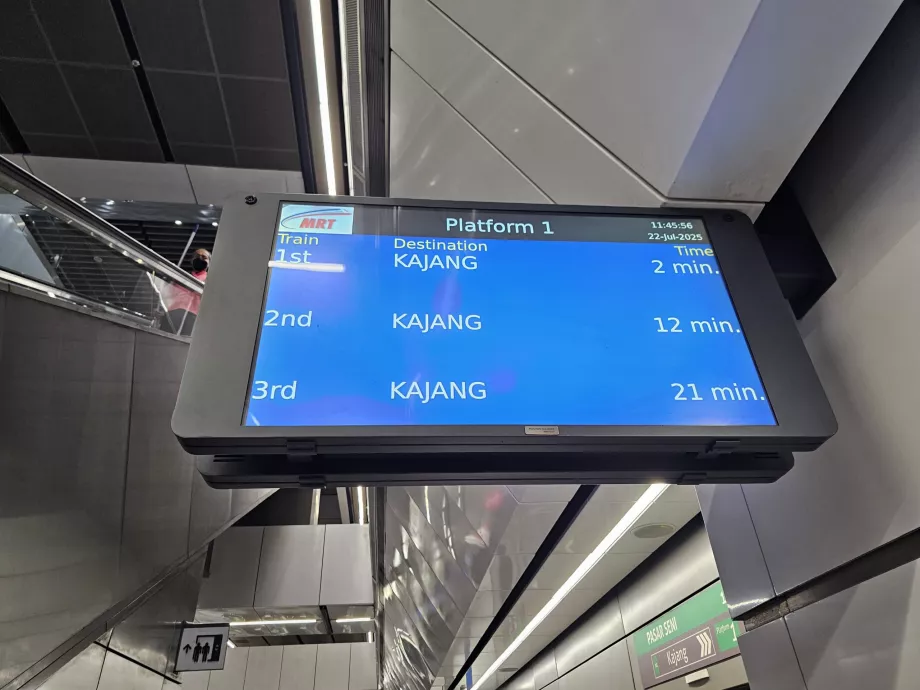 Информационни табла в метрото