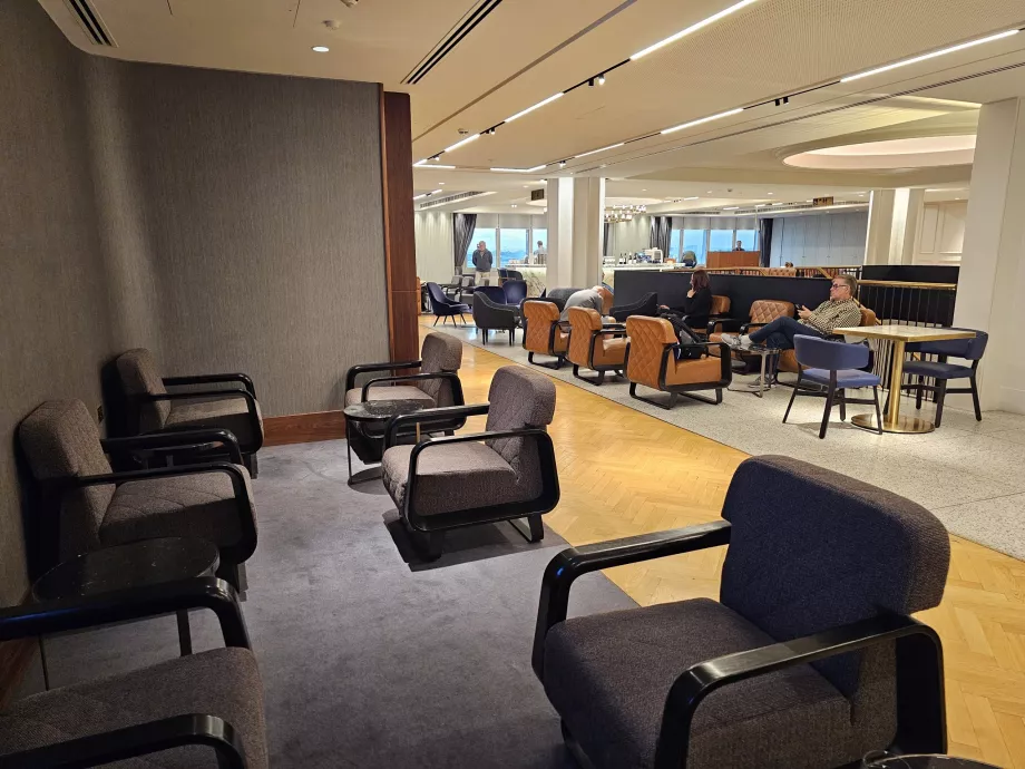 Кресла в зоната за почивка