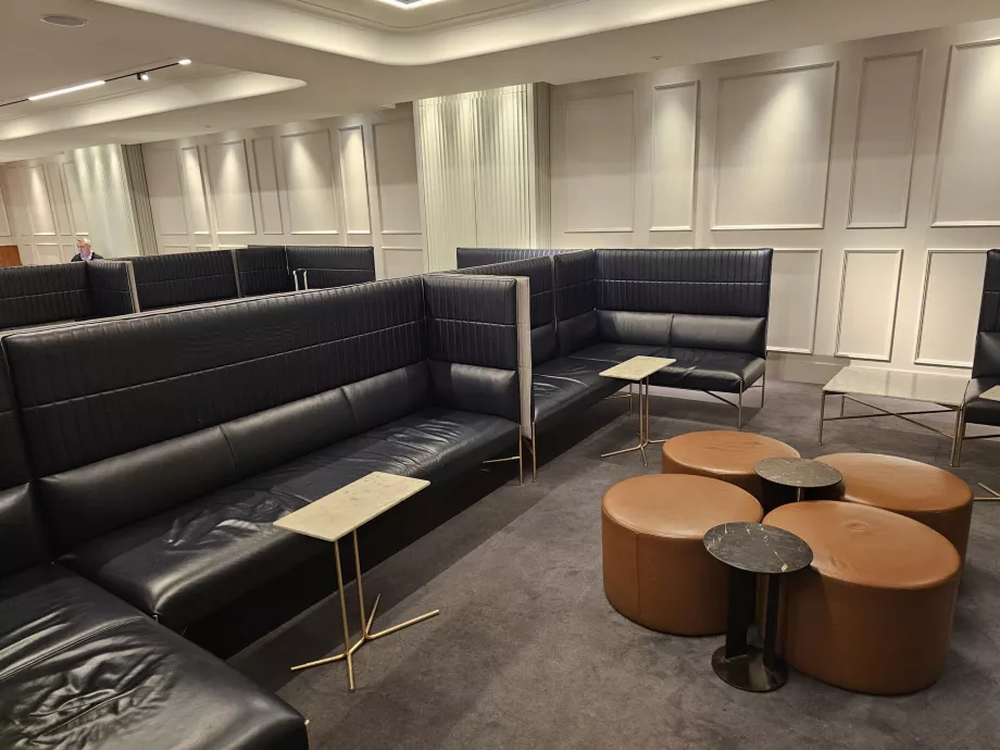 Фотьойли и дивани