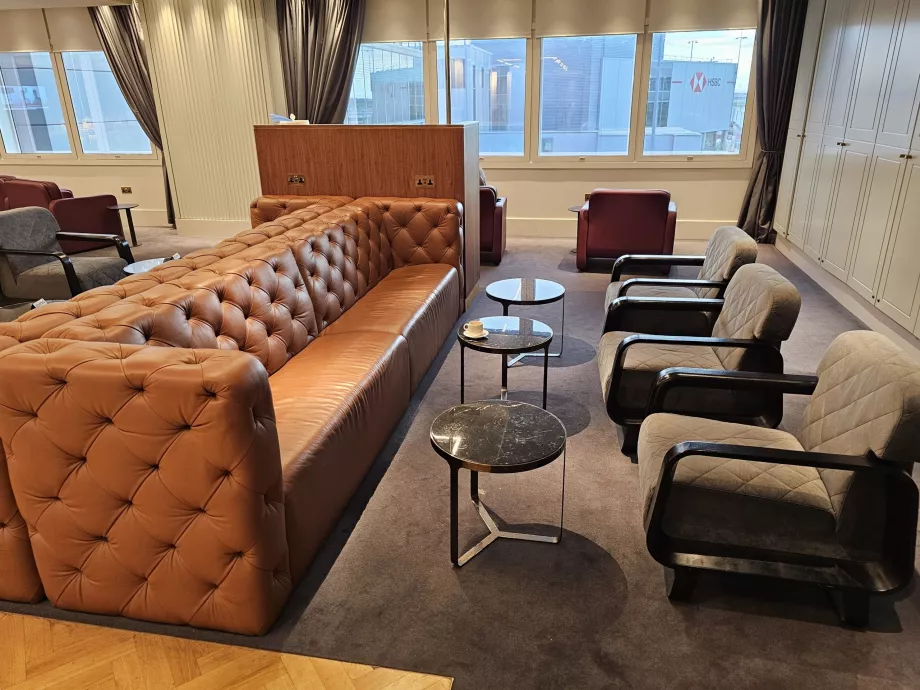 Фотьойли и дивани