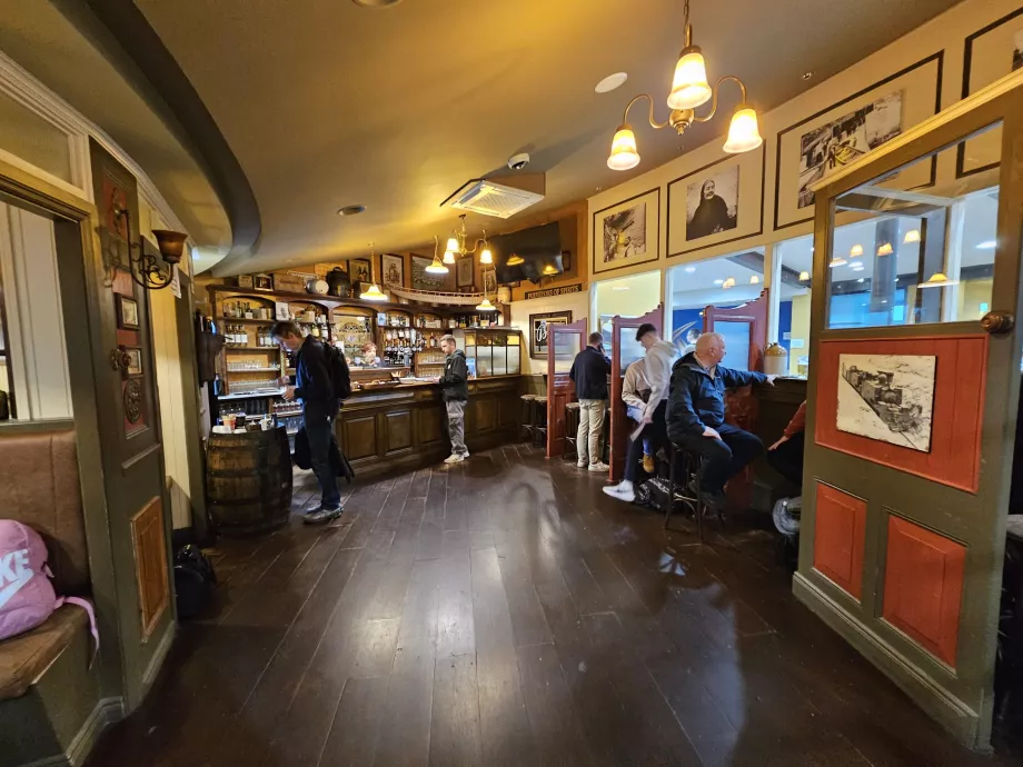 Заведение след проверка за сигурност