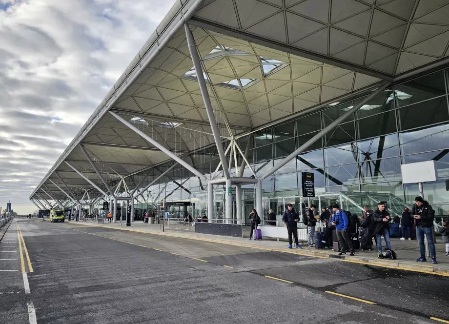 Летище Stansted Airport