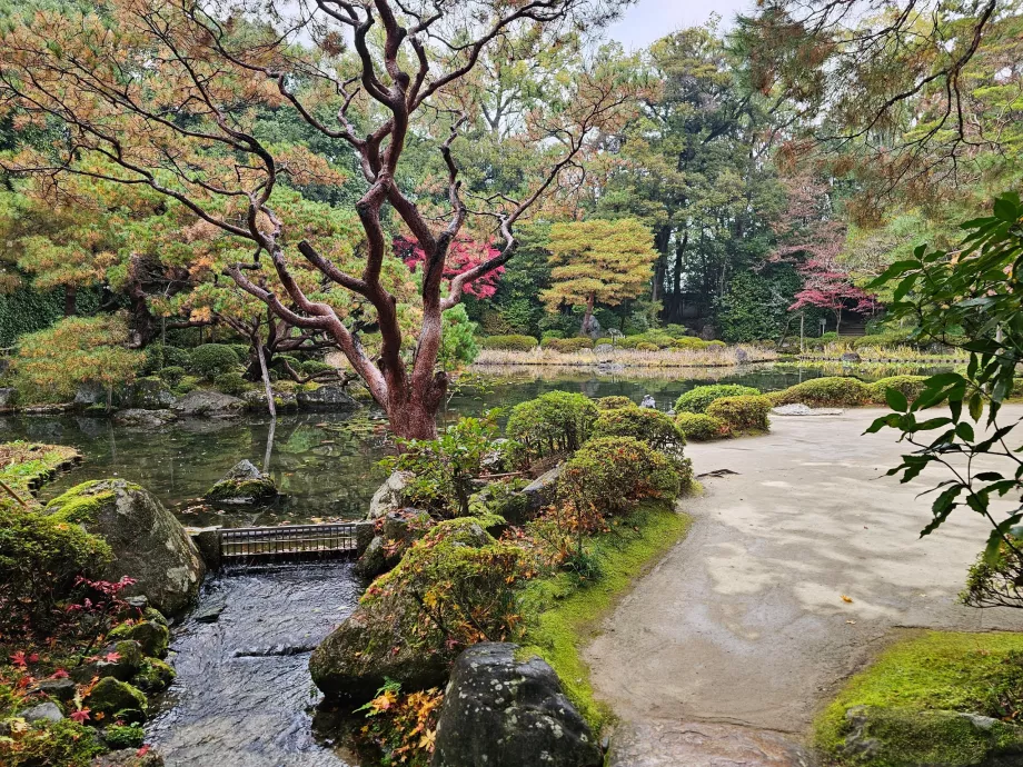 Светилището Хейан-Джин