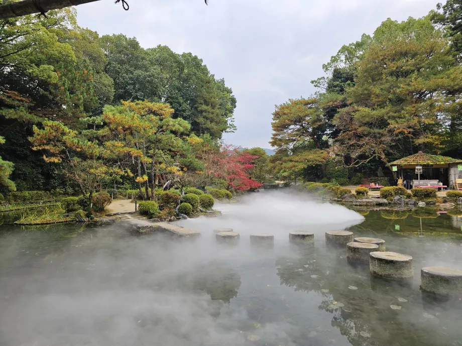 Светилището Хейан-Джин