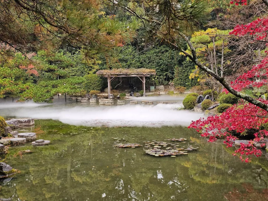 Светилището Хейан-Джин