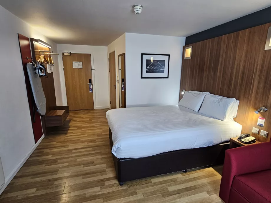 Ramada Encore, стая