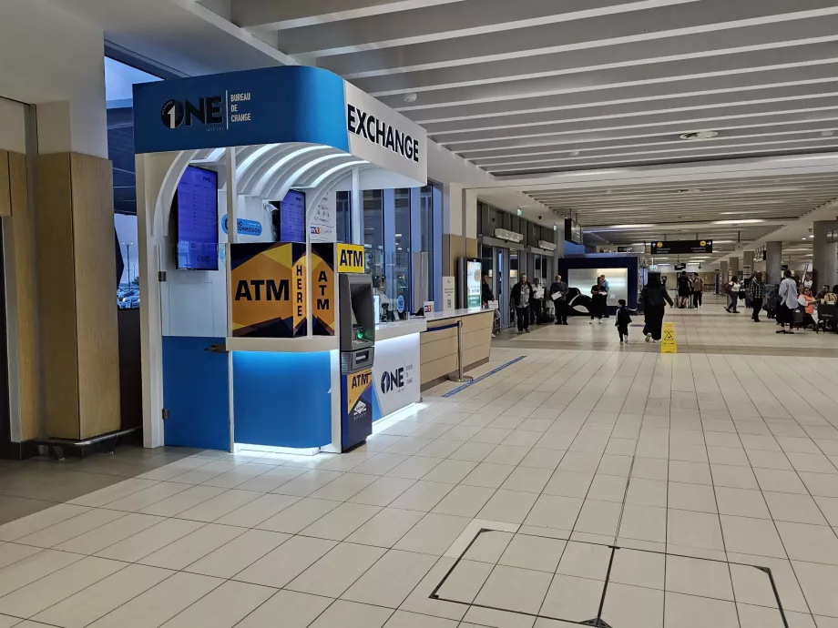 Неблагоприятно ATM в обменното бюро