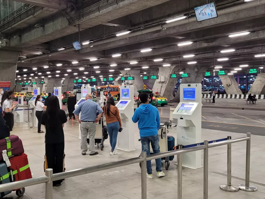 Автоматични таксиметрови апарати