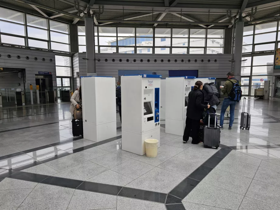Автомати за билети в метрото