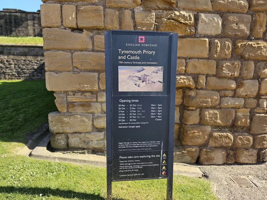 Замъкът Tynemouth