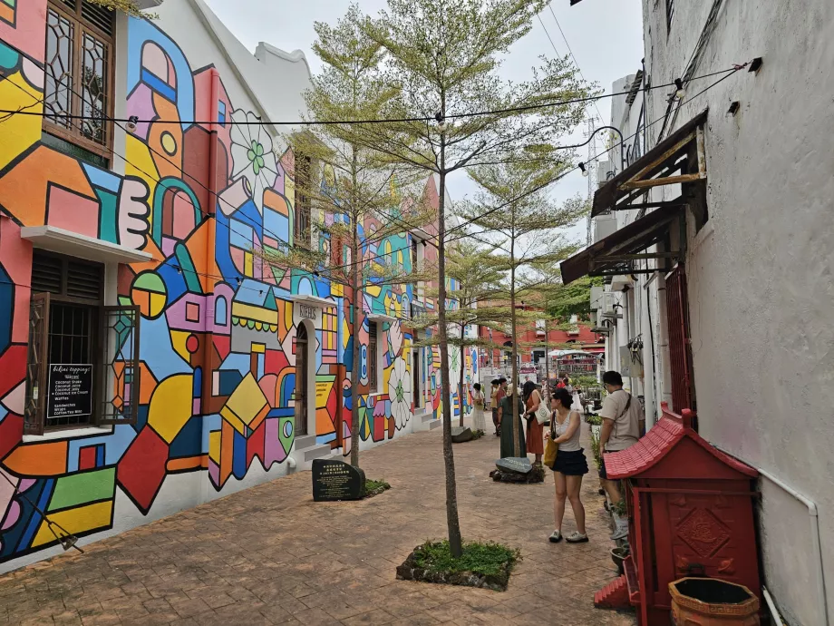 Стенописи близо до Malacca River Walk