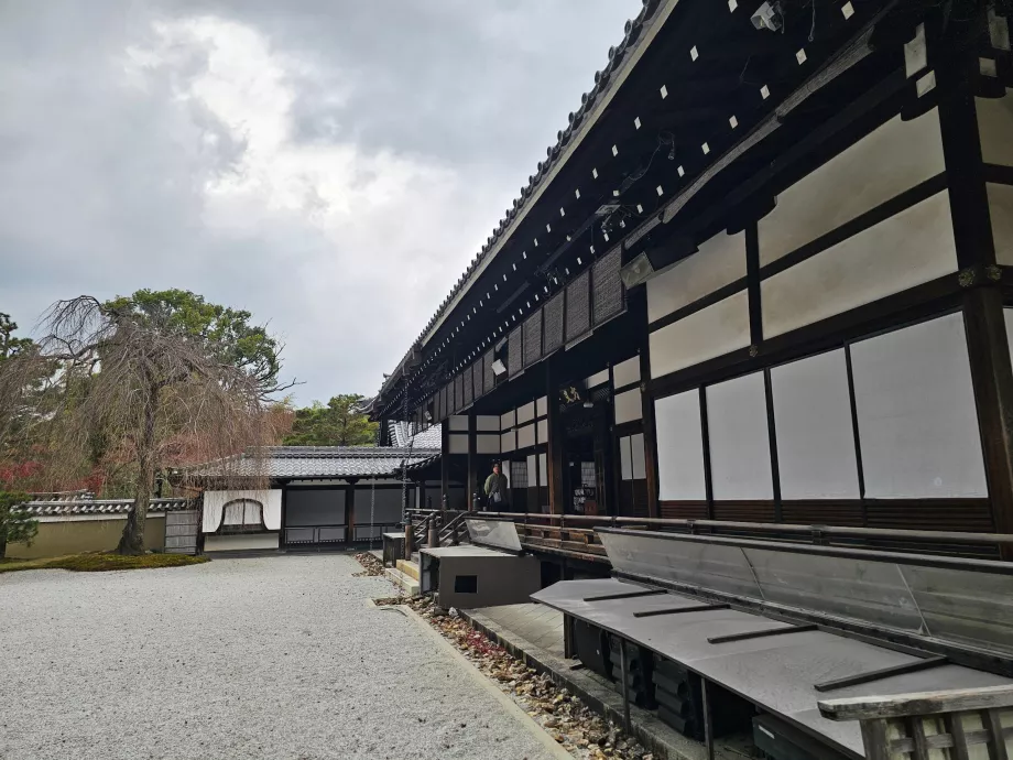 Храмът Кодай-джи