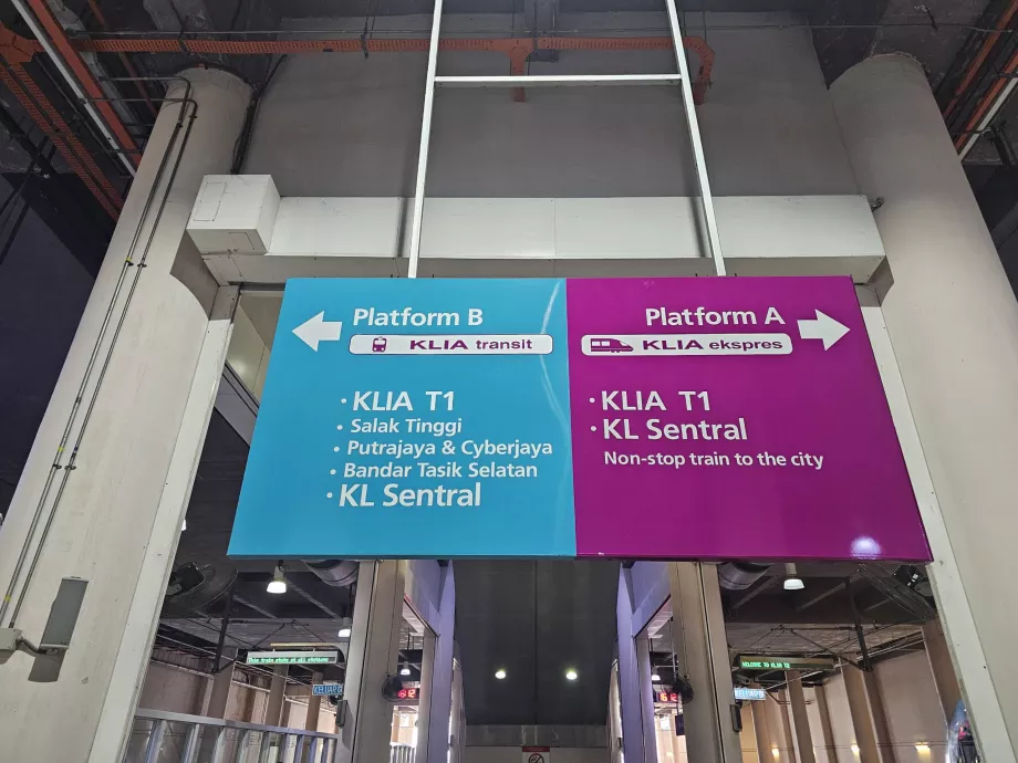 Платформи KLIA Transit и KLIA Ekspres