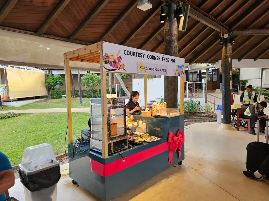 Безплатни освежителни напитки от авиокомпания Scoot