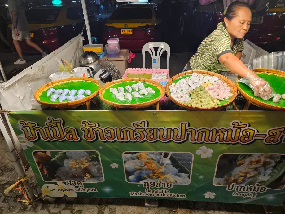 Нощен пазар в Чауенг