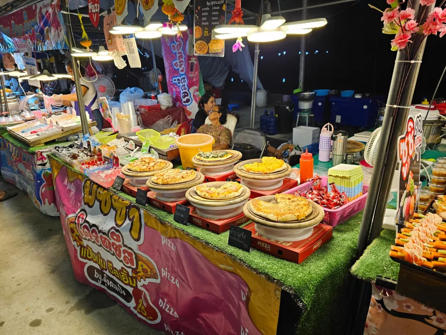 Нощен пазар в Чауенг