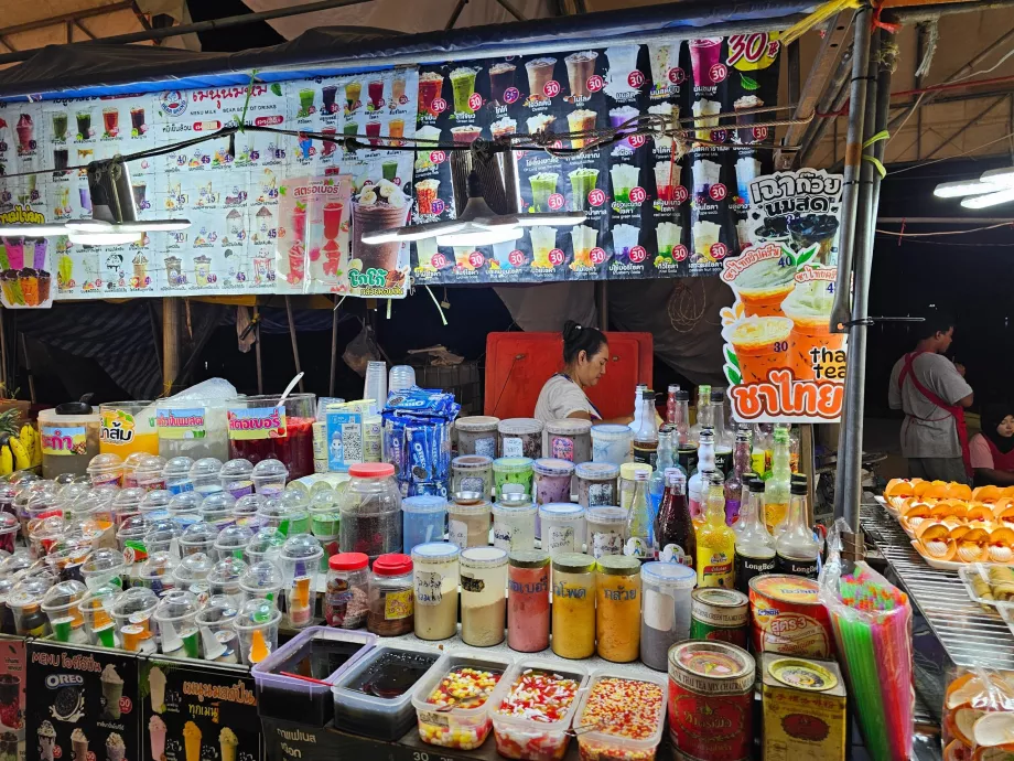 Нощен пазар в Чауенг