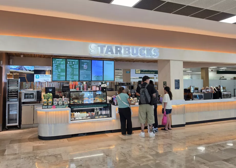 Starbucks в обществената зона