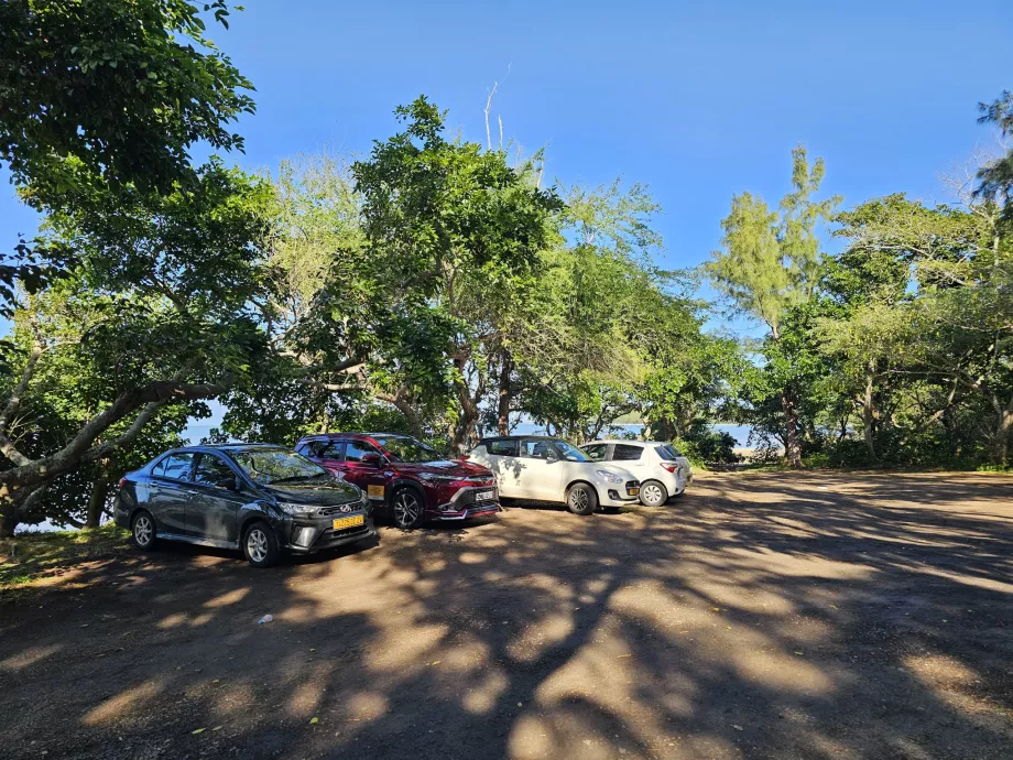 Паркинг под Le Morne