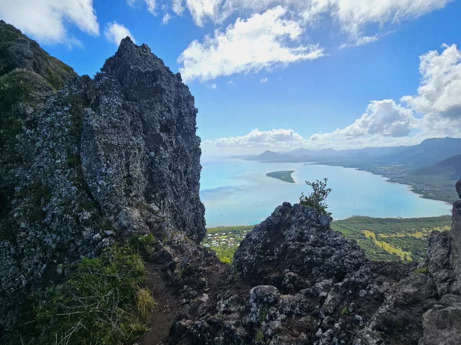 Гледка от върха на Льо Морн