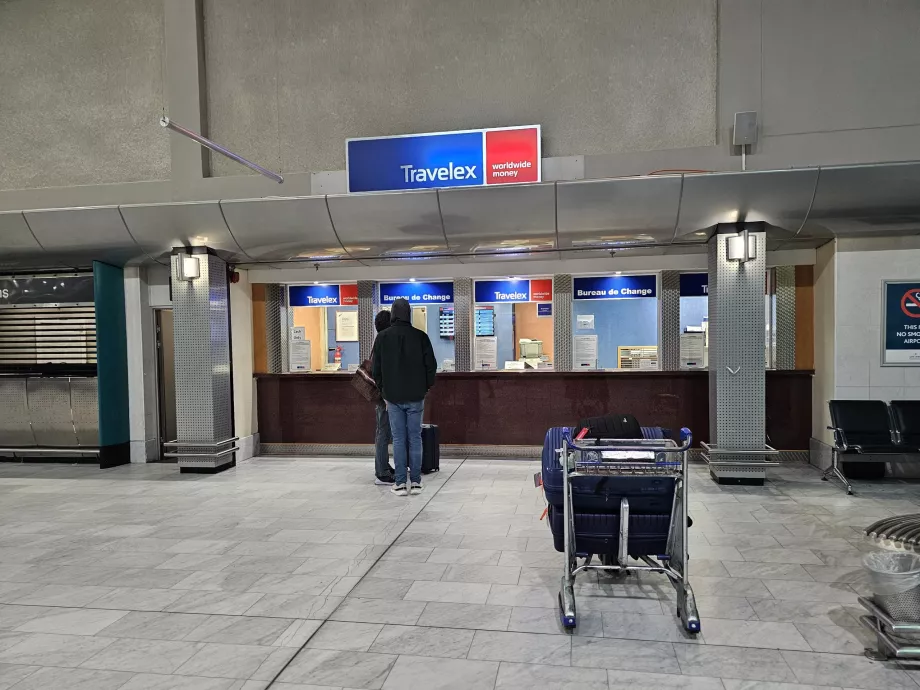 Обмяна на валута Travelex