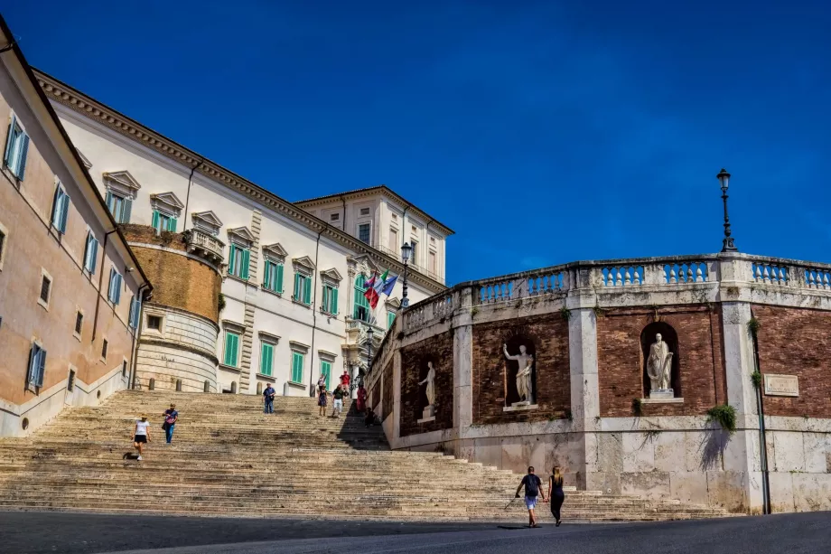 Дворец Quirinal