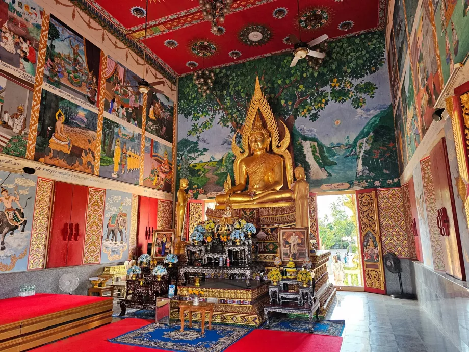 Wat Plai Laem