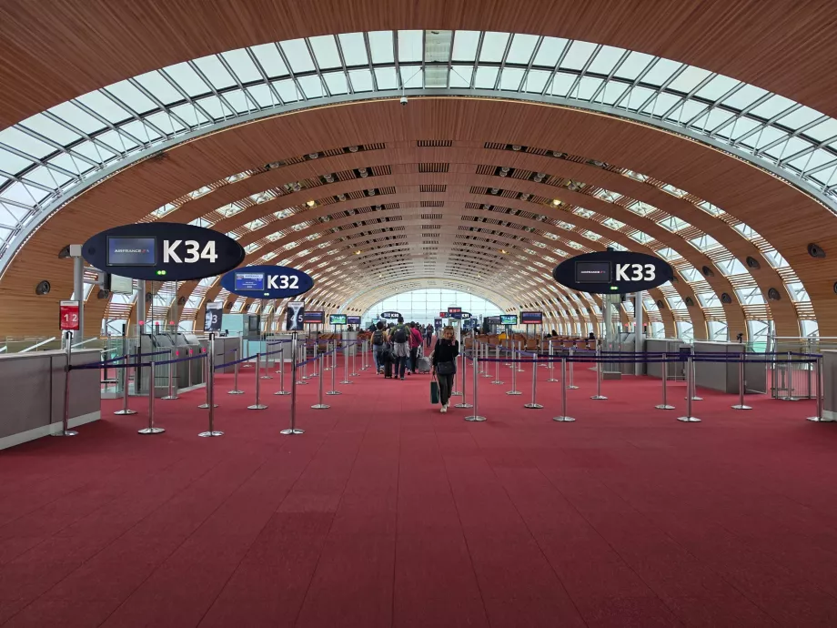 Летище CDG