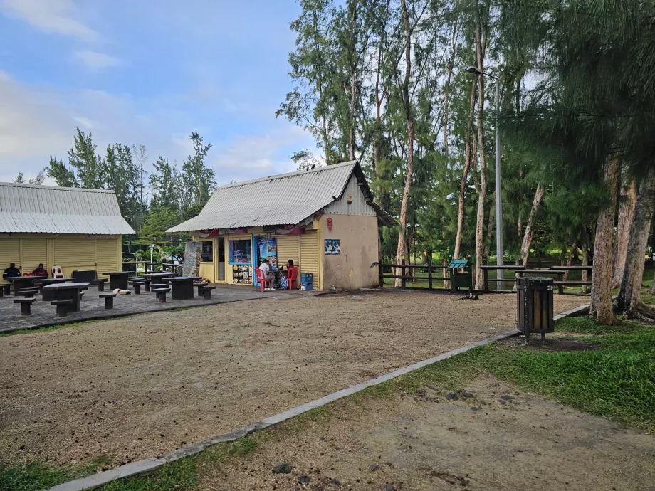 Плаж Сейнт Феликс, щанд за освежителни напитки