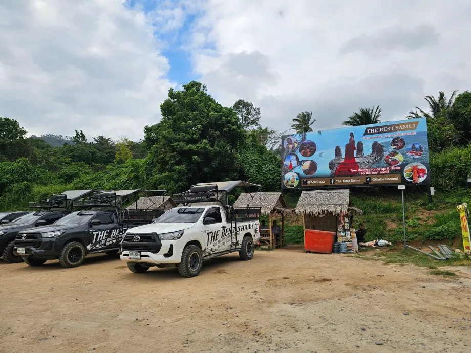 Транспортни джипове до Overlap Stone 2