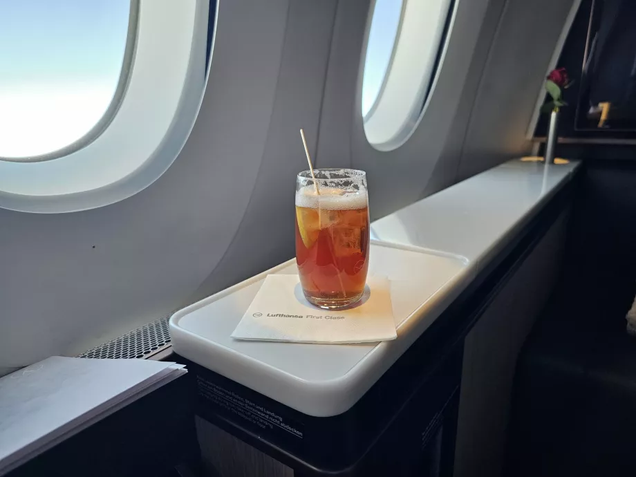 Подписващ коктейл Avionic