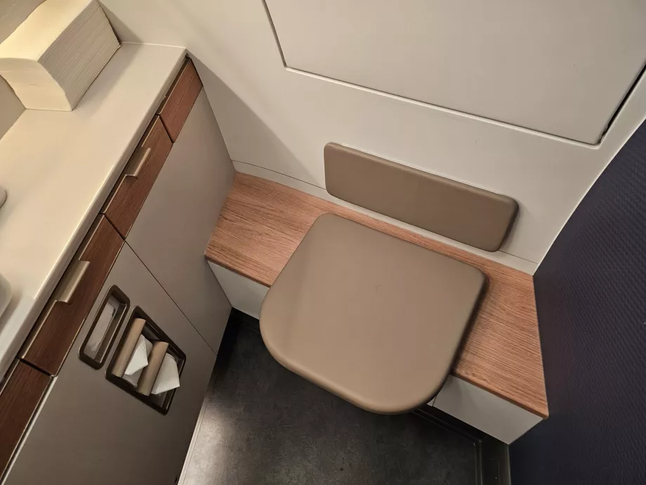 Тоалетна за пътниците от първа класа