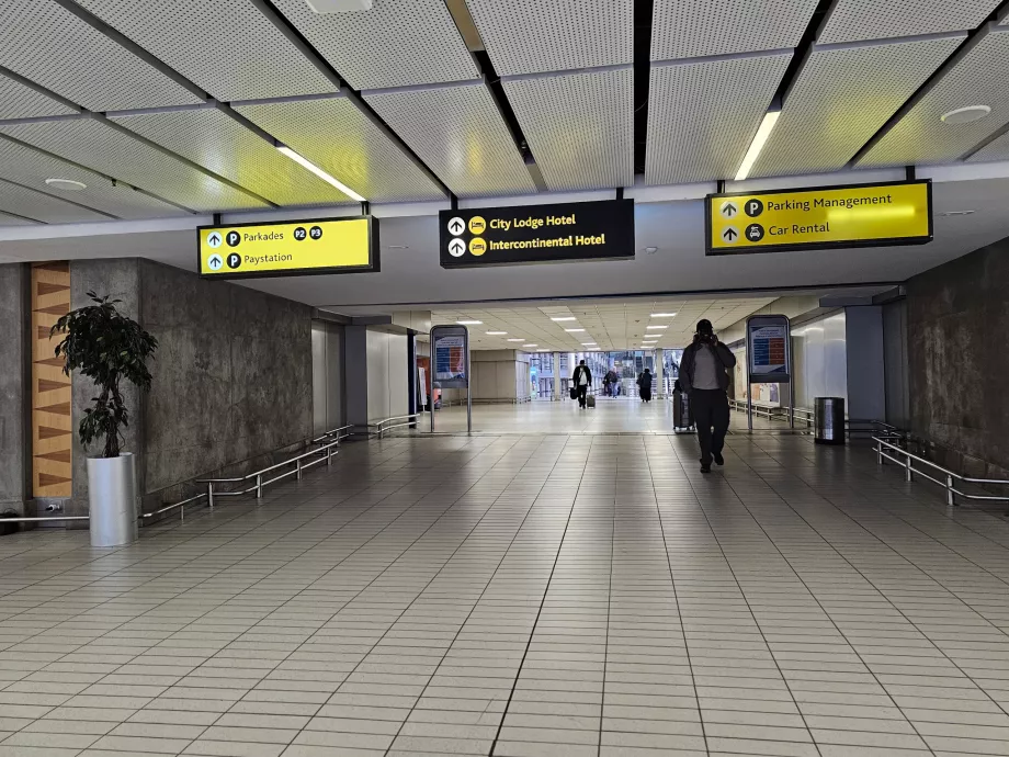 Начин на придвижване до Parkade 2 (Uber, Bolt, Taxi)