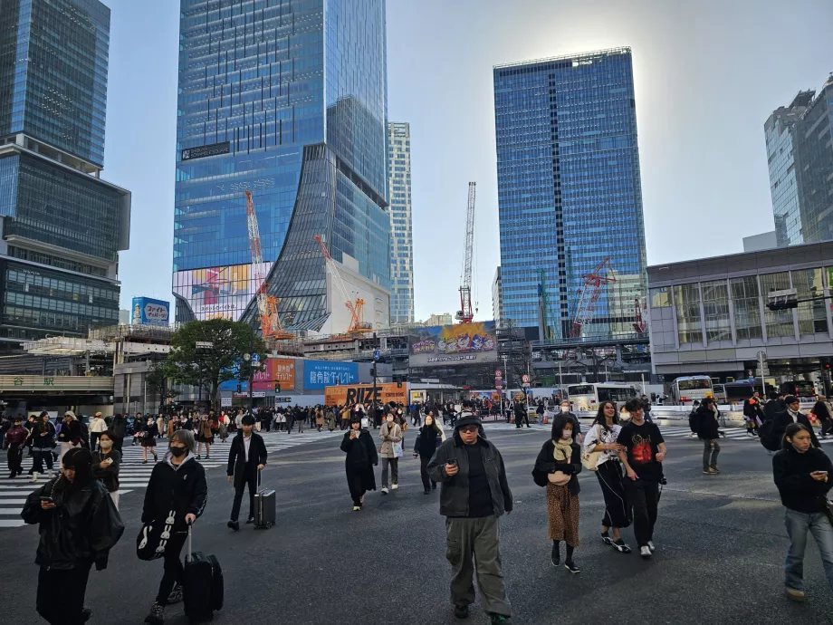 Кръстовището Шибуя през деня