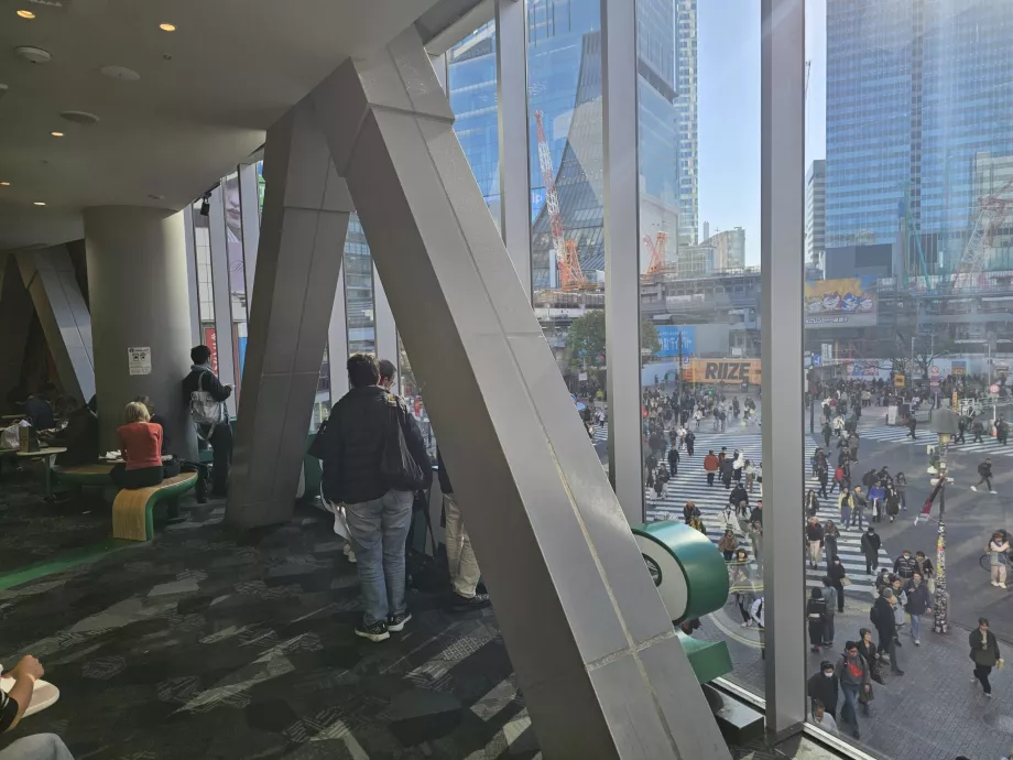 Изглед от Starbucks