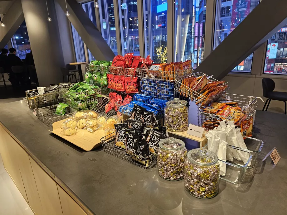 Споделяне на салона, освежителни напитки