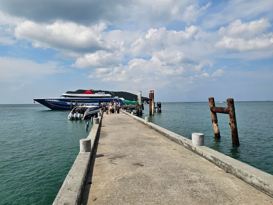Пристанище Тонг Сала на остров Пханган