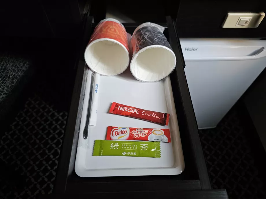 Разтворимо кафе и зелен чай