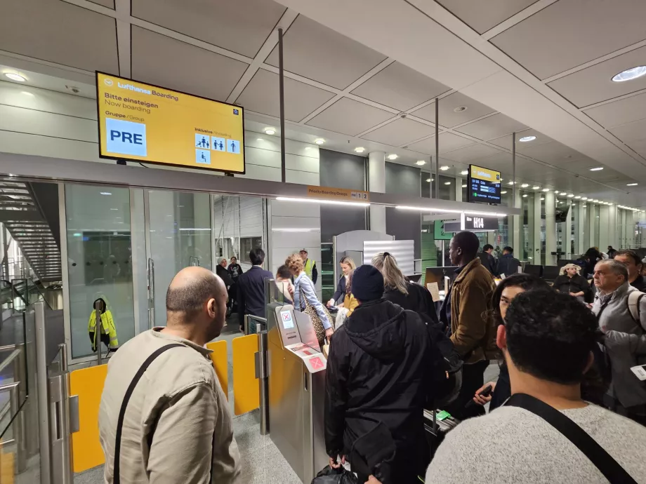 Качване на борда на самолета