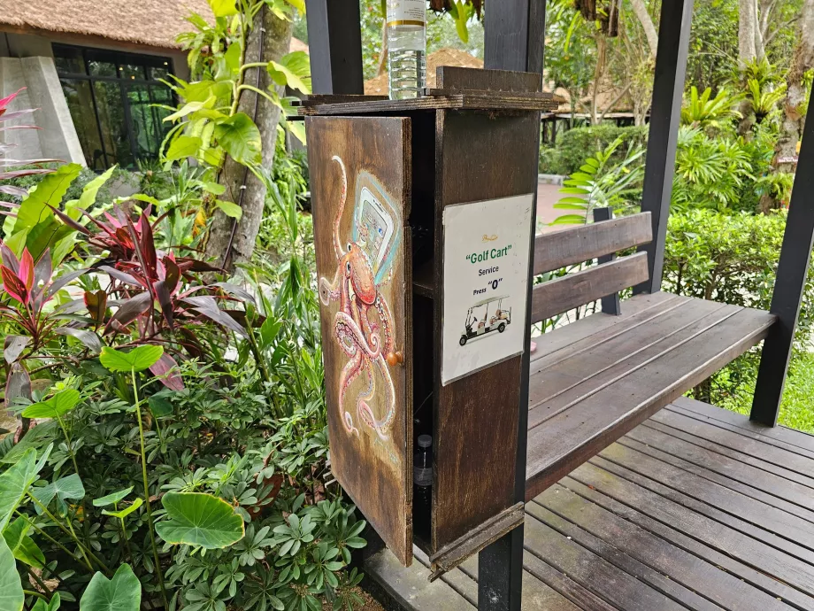 Телефон за повикване на количката за голф