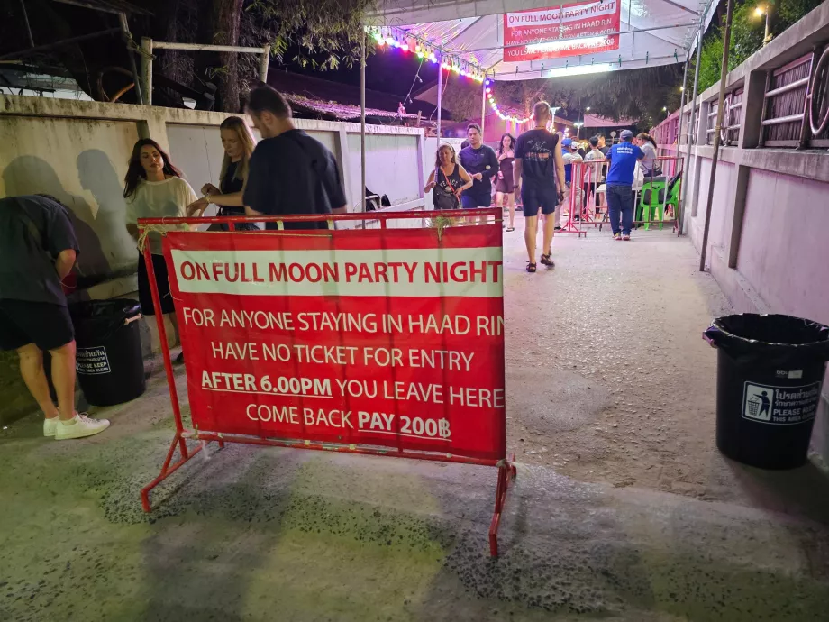 Пълнолунно парти